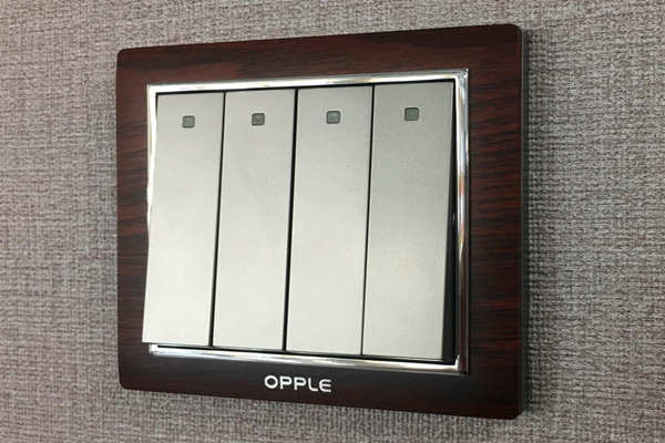 智能樓宇建設(shè)中照明安全問題!(圖1) 智能樓宇建設(shè)中照明安全問題!(圖1)